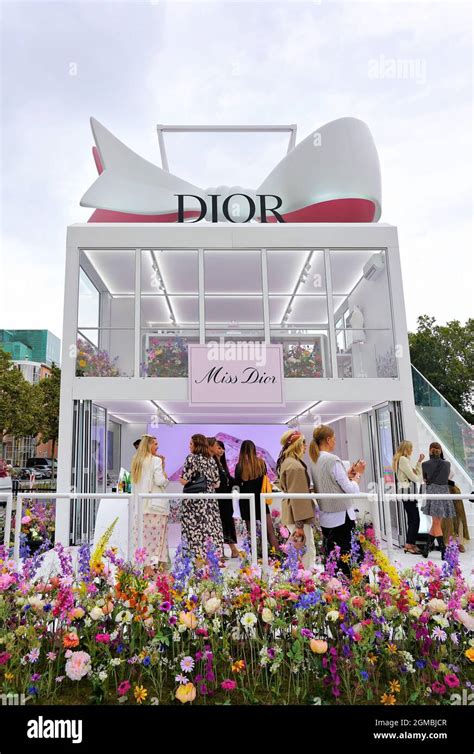 miss dior millefiori pop up|Dior Beauty Fêtes Its New L.A. Pop.